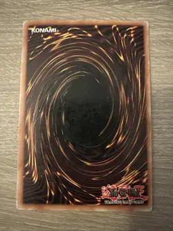 YUGIOH BLUE-EYES WHITE DRAGON BIK-S001 1st ULTRA HP SPANISH - Image 2