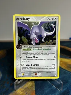 Aerodactyl 1/92 Holo Rare Ex Legend Maker Vintage Pokemon Card DMG - Image 1