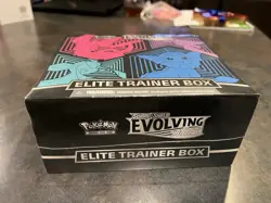 Pokemon TCG - Sword and Shield: Evolving Skies Elite Trainer Box - Purple/Blue - Image 5