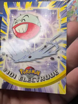 Electrode #101 2000 Topps Pokemon Series 2 (Blue Logo) *DMG - Image 3