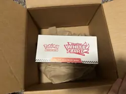 Pokemon TCG Scarlet & Violet White Flare Elite Trainer Box ETB IN HAND - Image 3