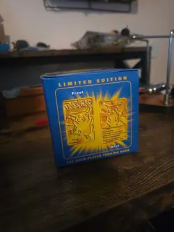 1999 Pokemon Pikachu 23K Gold-Plated Trading Card Burger King Blue Box SEALED - Image 4