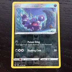 Skorupi 121/202 Pokemon Sword & Shield Base Set Reverse Holo Common Card NM - Image 1