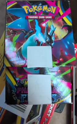 Pokemon TCG: Mega Evolution—Phantasmal Flames Booster Bundle - Image 3