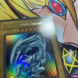 Yugioh! 2002 Blue Eyes White Dragon SDK-001 1st Edition Ultra Rare MP - Image 3
