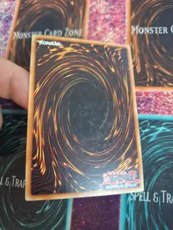 Yugioh Jinzo PGLD-EN051 Gold Rare 1st Edition Near Mint - Image 4