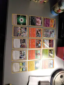 lot of 50 pokemon cards - Image 1