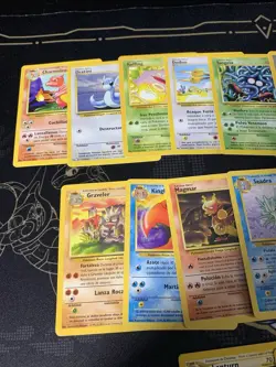 Pokemon 19 Spanish Base Set Fossil Neo - Mixed Card Lot LP-HP - Image 2
