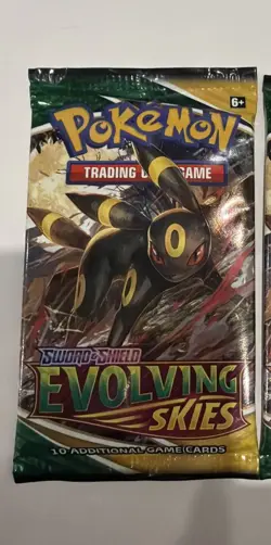 Pokemon TCG Evolving Skies Booster Pack Umbreon Artwork - Image 1