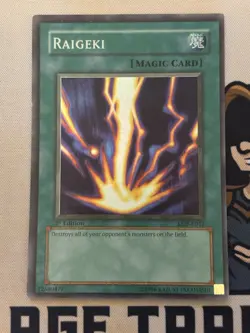 Raigeki LOB-E042 Super Rare 1st Edition Yu-Gi-Oh! MP - Image 3