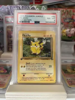 Pikachu 60/64 prima edizione ENG 1999 Pokemon Jungle PSA 8 - Image 1