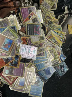 200+holo /Foil/Reverse Holo / Holographic VMax Pokemon Lot Pokemon Cards Bulk - Image 1