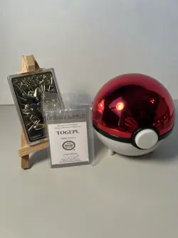 Pokemon 1999 Burger King 23K Gold Plated Card Togepi With Pokeball Case And COA - Image 2