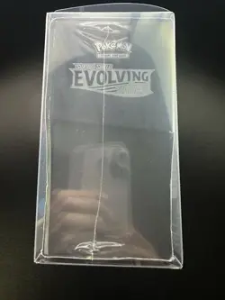 Pokemon Sword & Shield Evolving Skies Elite Trainer Box Sylveon - Image 3