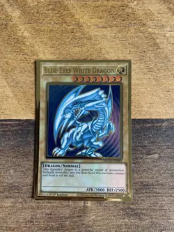 Yugioh gold cards - MAGO-EN - 1st Edition -blue eyes, dark magician and red eyes - Image 1