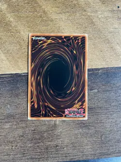 Yugioh gold cards - MAGO-EN - 1st Edition -blue eyes, dark magician and red eyes - Image 5