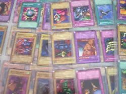 1996 Yu Gi Oh Konami 870 Cards (122 With Plastic Sleeves+ Game Book - Image 5
