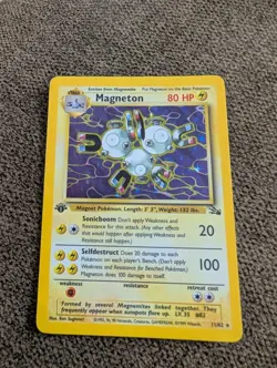 Magneton 11/62 Fossil 1st Edition Rare Pokemon Holo - Image 1