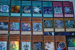 Yu-Gi-Oh! - Yugioh - Blue-Eyes White Destiny Upgraded Deck - Dragon - Image 5