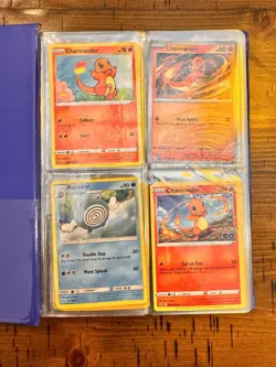 Vintage 1999 Pokemon Charmander Blue 4 Pocket Trading Card Binder Rare - Image 3