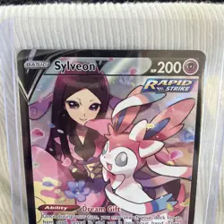 Pokemon TCG Sylveon v TG14/TG30 Trainer Gallery Ultra Rare Brilliant Stars. - Image 2