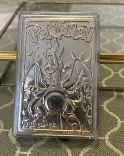 Charizard 23k Gold Plated Trading Card - Image 1