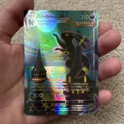 Pokemon Umbreon VMAX 215/203 Evolving Skies Full Art Single Strike Card - Image 1
