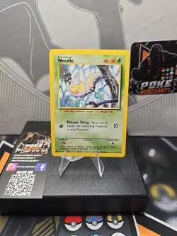 4th Print Weedle 69/102 Base Set 1999-2000 Pokemon Card WOTC NM - Image 1