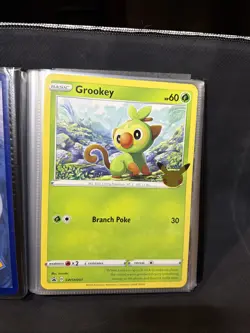 POKEMON TRADING CARD GAME PIKACHU TRAIN ON BINDER 17 CARD INCLUDED - Image 3