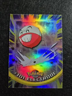Topps Pokemon Series 2 - Rainbow Foil Electrode #101 - Blue Label - MP - Image 1