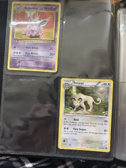POKEMON Eevee Ultra Pro 4 Pocket Binder With Cards - Image 3