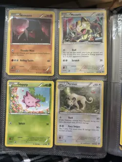 POKEMON Eevee Ultra Pro 4 Pocket Binder With Cards - Image 5