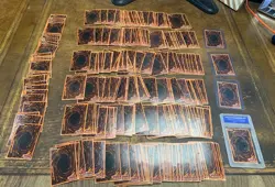 Yugioh Card Collection, A Couple Hundred, One Slab, Dark Magician Error Card - Image 2