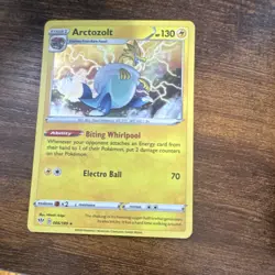 Pokemon Arctozolt Stage 1 066/189 Sword & Shield 130 HP 70 Attack Fossil Card - Image 1