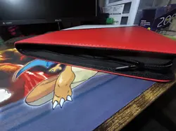 Pokemon toploader Binder holds 288 cards - Image 2
