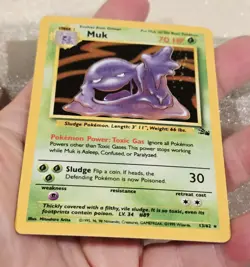 Muk 13/62 Holo Rare Pokemon NM Fossil 1999 WOTC Vintage Pokemon - Image 2