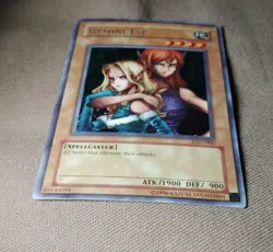 Yugioh! LP Gemini Elf - LON-000 - Secret Rare - Lightly Played Read Description - Image 4