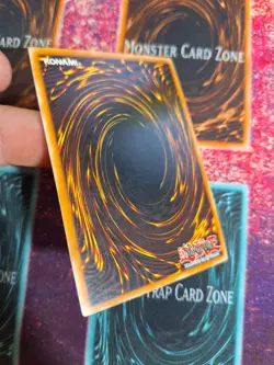 Yu-Gi-Oh! Vampire Genesis SD2-EN001 Ultra Rare 1st Edition NM/LP - Image 4