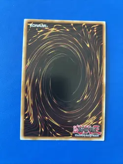 Yu-Gi-Oh! TCG Five-Headed Dragon Legendary Collection 3: Yugi's World LC03-EN004 - Image 2
