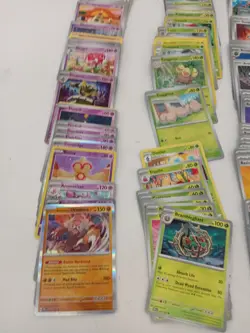 Pokemon TCG - Mixed Loose Trading Card Bundle, Mixed Types w/ Case, By Nintendo - Image 3