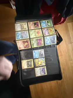 POKEMON CARD BINDER MIXED LOT EX VINTAGE SHADOWLESS POKEMON CARDS - Image 4