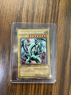 Blue Eyes White Dragon Limited Edition - Image 2