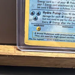 Pokemon TCG: Blastoise Base Set Moderately Player - Image 2