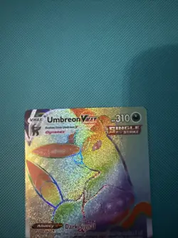 Pokemon TCG: Umbreon VMAX Rainbow Secret Rare Card 214/203 EvolvingSkies SWSH NM - Image 2