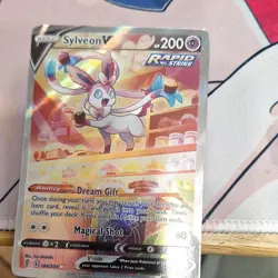 Pokemon Sylveon V Rapid Strike Full Art Holo Ultra Rare 184/203 Evolving Skies - Image 1