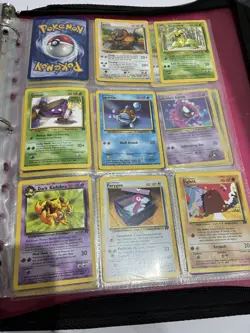 Pokemon Vintage WOTC Cards Bundle Binder 155+ cards some holos and rare - Image 4