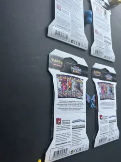 Pokemon TCG: Sword & Shield Chilling Reign Sleeved Booster Set 4x New Unopened - Image 5