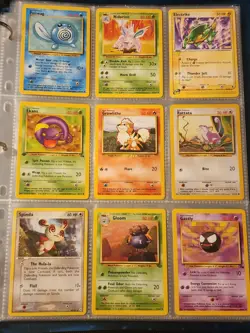 Pokemon Collection Binder Vintage Lot of Cards Holo Rare WoTC E-Reader Etc - Image 4