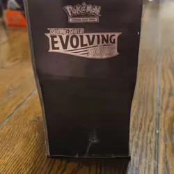 Pokemon Sword & Shield Evolving Skies Elite Trainer Box Booster Sleeves Cards - Image 2
