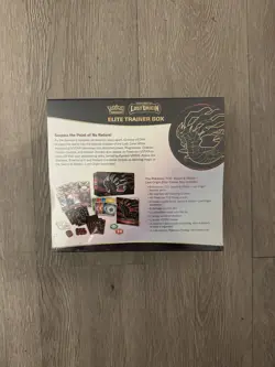 *Sealed* Pokemon TCG: Sword & Shield: Lost Origin Elite Trainer Box - Image 4